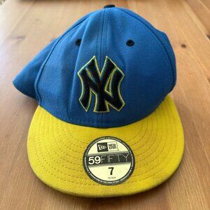 New Era 59FIFTY NY Yankees Fitted Hat Size 7 Blue Yellow MLB